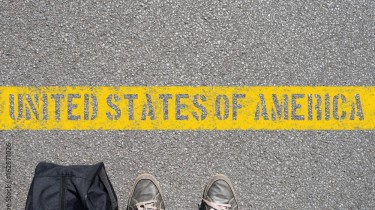 Three Things to Consider When Entering the USA with a Tourist Visa and Then Applying for Extension of Status
